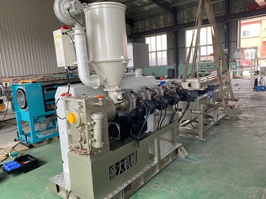 Sekrup Tunggal Plastik PE PP PVC Dinding Tunggal Garis Ekstrusi Pipa Bergelombang PLC
