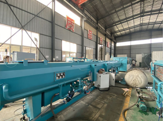 Lini Produksi Pipa Plastik HDPE 500kg / H 20mm Diekstrusi