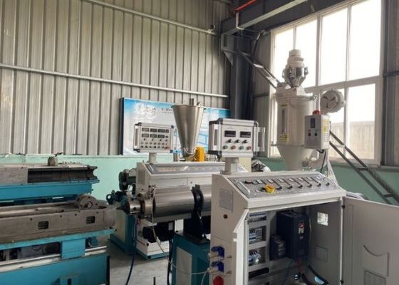 Dia 12-50mm Single Wall Corrugated Pipe Extrusion Line Membuat Mesin