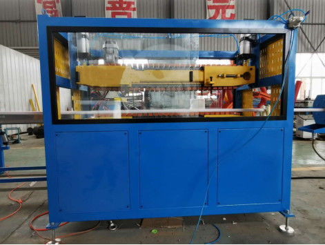 PE Cable Wire Conduit Membuat Mesin PE Red Threading Hose Extrusion Line