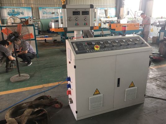 Mesin Pembuat Tabung PVC Untuk Pipa Pasokan Air Saluran Ekstrusi Pipa Pvc