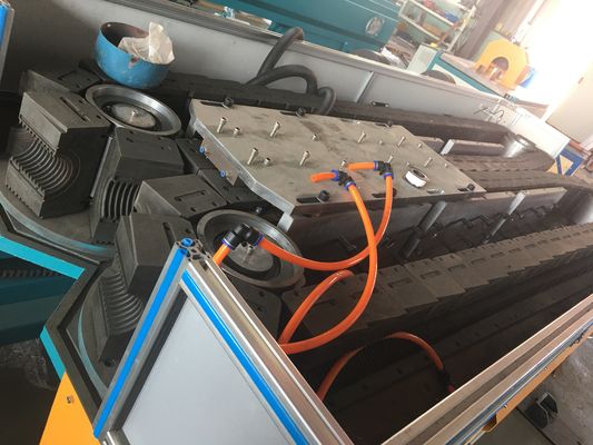 Jalur Ekstrusi Pipa Pasokan Air Pipa PVC Plastik Pasokan Air Pipa Gas Jalur Produksi Ekstrusi Pipa Pembuangan/Mesin