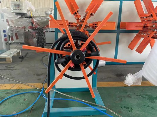 Pe Pp Pvc Pa Conduit Dinding Tunggal Garis Ekstrusi Pipa Bergelombang Plc