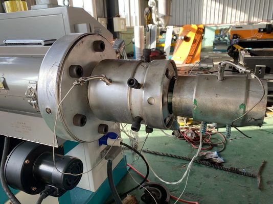 Kecepatan Tinggi Single Wall PP PE PA EVA Plastik Mesin Pembentuk Pipa Bergelombang