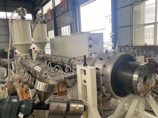 Tiga Lapisan HDPE Co-Extrusion Water Supply HDPE Pipe Extrusion Line Membuat Mesin