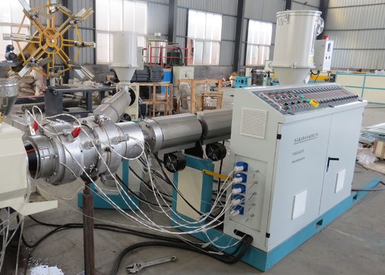 315mm 450kg / H Bergelombang Pp Pipa Lini produksi
