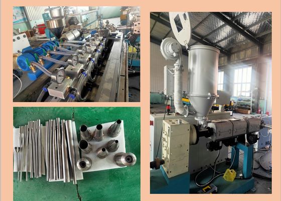 40r / Min PVC Garis Ekstrusi Pipa Bergelombang 18.5kw