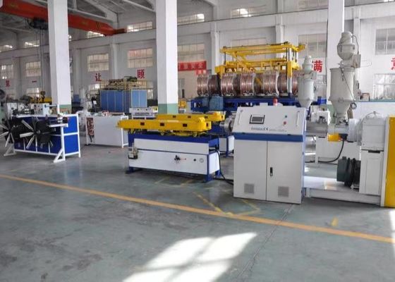 32mm PP Spiral Corrugated Pipe Extrugation Line Kabel Listrik Melindungi