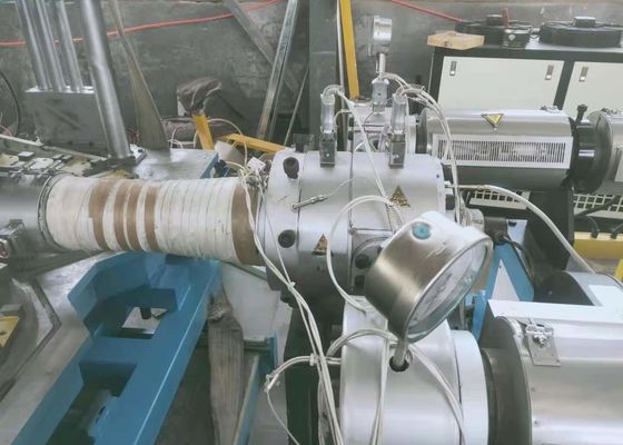 Mesin Pembuat Selang Plastik ABB Motor Untuk Jalur Ekstrusi Pipa HDPE