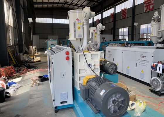 Lini Produksi Mesin Ekstrusi Pipa PVC Sekrup Ganda Plastik