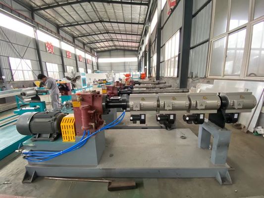 20-80kg / jam PP PE PVC Pipe Single Screw Extruder Machine Membuat Mesin