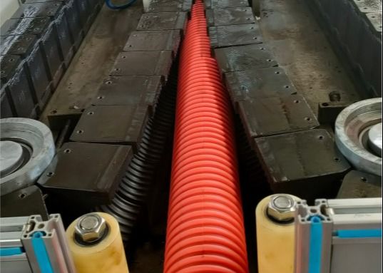 Mesin Pembuat Garis Ekstrusi Pipa Bergelombang Dinding Ganda 32-110mm