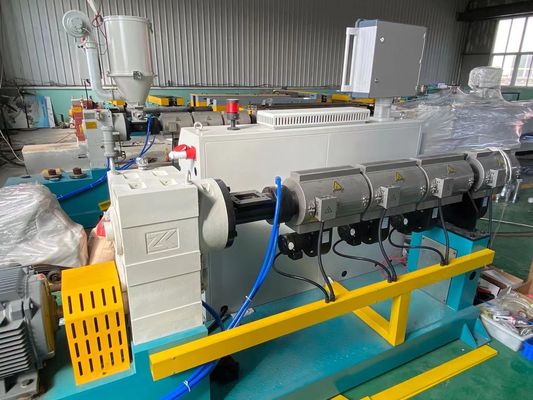 90Kg / H 16-63mm Dinding Tunggal Garis Ekstrusi Pipa Bergelombang PE PP HDPE