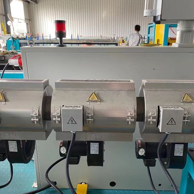 16-32mm PP|PE|PA Plastik Dinding Tunggal Bergelombang Pipa Extruder Kontrol PLC