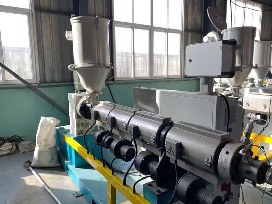 Pipa PE PP Kecepatan Tinggi Dinding Tunggal Garis Ekstrusi Pipa Bergelombang 10-50mm